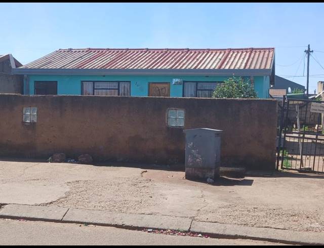 2 BEDROOM PROPERTY TO RENT IN DOBSONVILLE